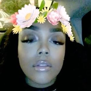 Meet your Posher, Brittnee